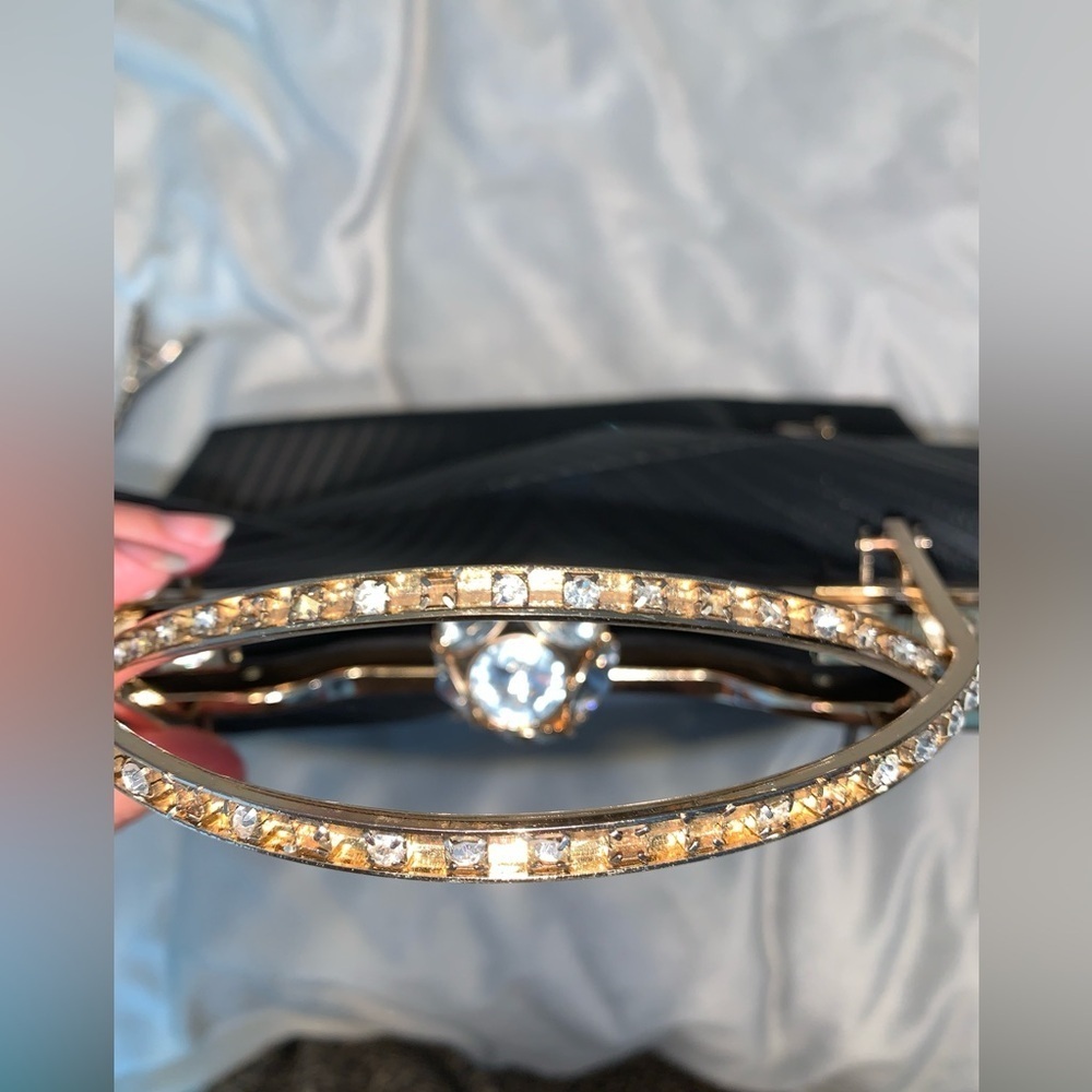 “Michael Kors” Black and Gold  rhinestone jumbo kiss clasp Women's handBag purse - Picture 5 of 10